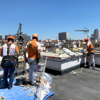 Grupo Strotec - Trabajos - Rehabilitación de fachada, cubierta y patios