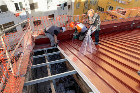 Grupo Strotec - Trabajos - Rehabilitación de cubierta en calle Cavanilles 7 (Madrid)