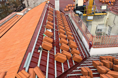 Grupo Strotec - Trabajos - Rehabilitación de cubierta en calle Cavanilles 7 (Madrid)
