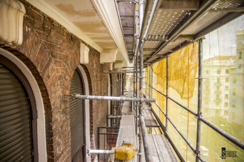 Grupo Strotec - Trabajos - Rehabilitación de fachada y patios interiores en Santa Engracia 163