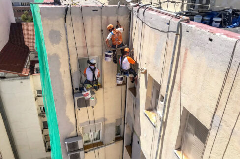Grupo Strotec - Trabajos - Rehabilitación de fachada y patios interiores en Santa Engracia 163
